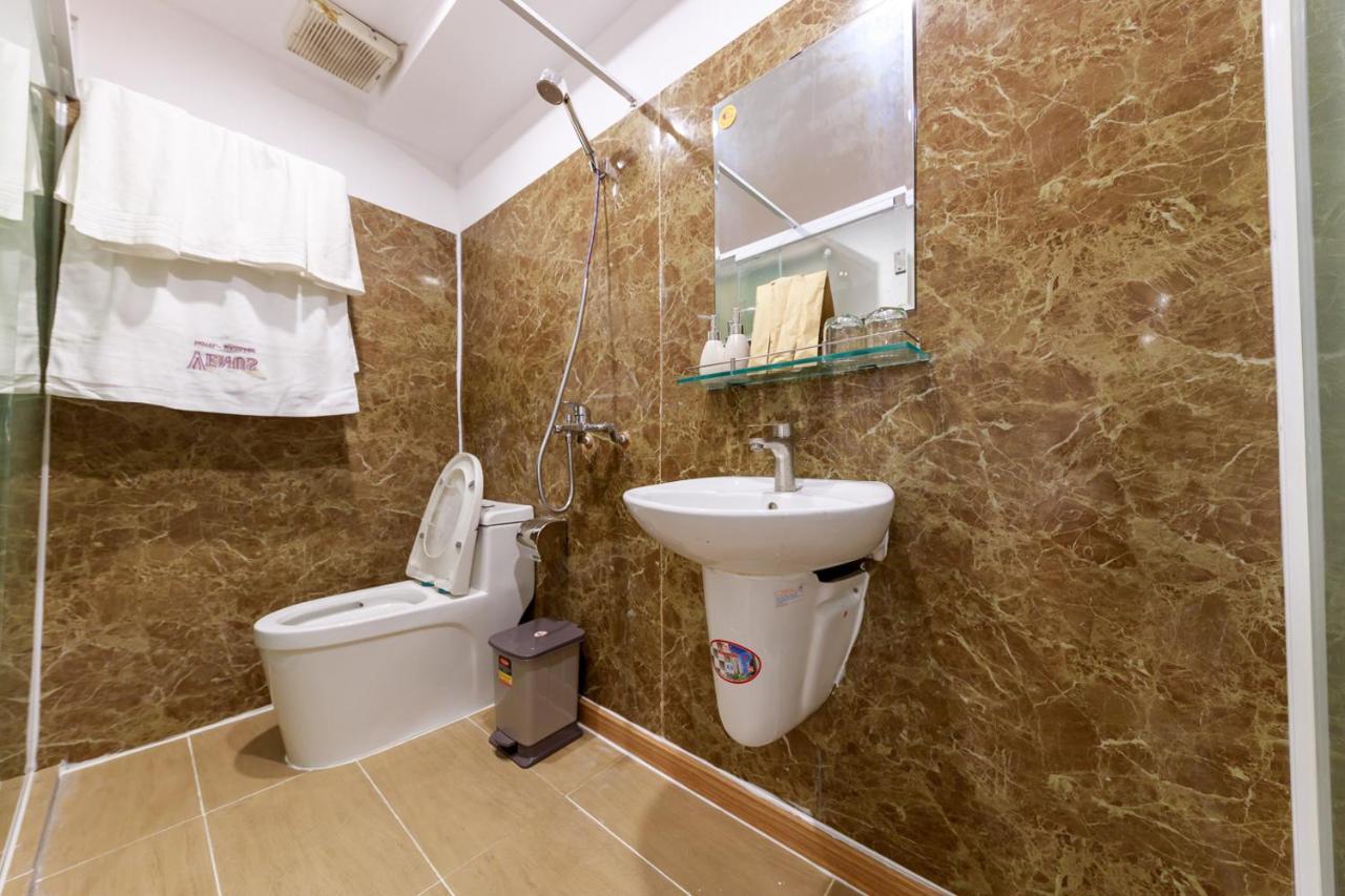 Venus Hotel & Massage - Bui Vien Walking Street Bandar Ho Chi Minh Luaran gambar
